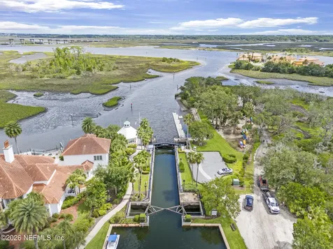 13857 Admirals Bend Drive Jacksonville FL 32225