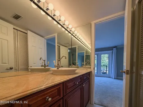 2950 Street Johns Avenue Jacksonville FL 32205