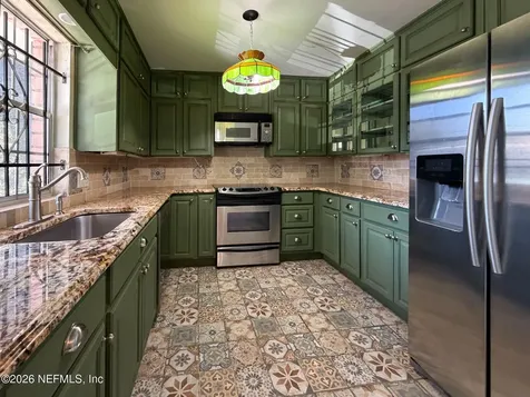 2950 Street Johns Avenue Jacksonville FL 32205