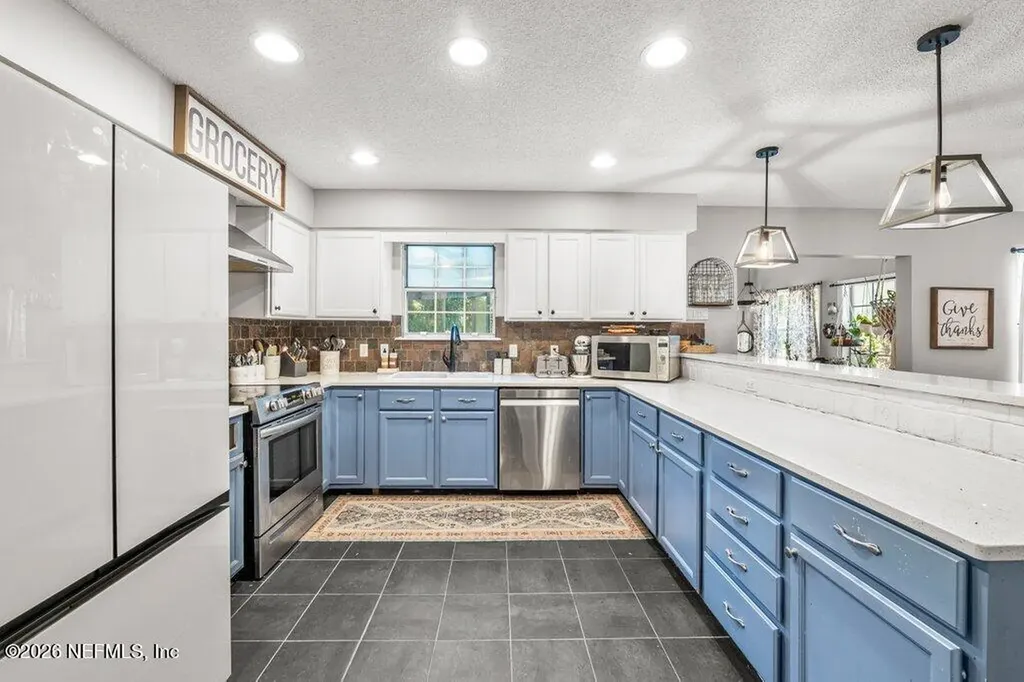 328 N Ridge Drive Fleming Island FL 32003