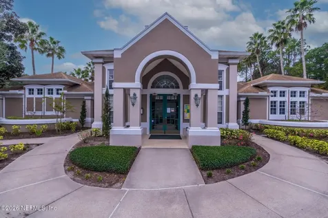 10550 Baymeadows Road Jacksonville FL 32256