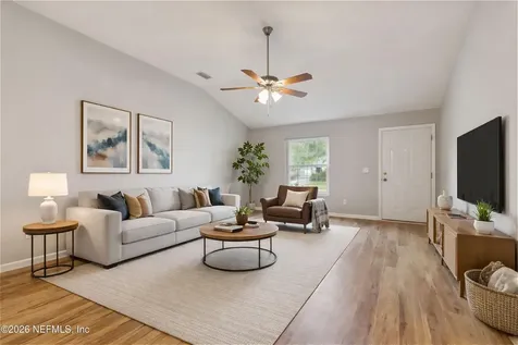594 Lady Lake Road W Jacksonville FL 32218
