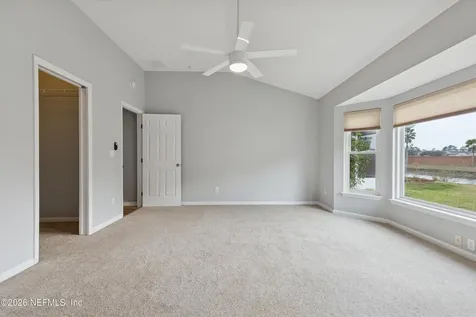 594 Lady Lake Road W Jacksonville FL 32218