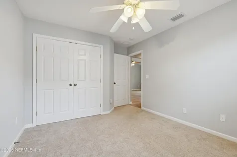 594 Lady Lake Road W Jacksonville FL 32218