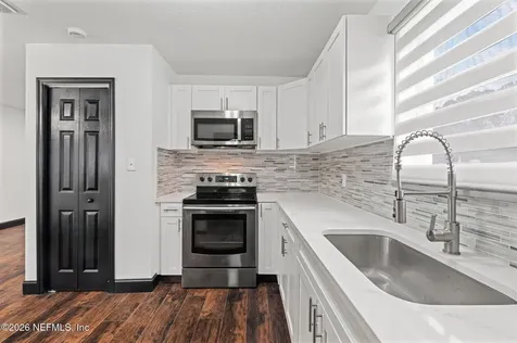 7032 Deauville Road Jacksonville FL 32205