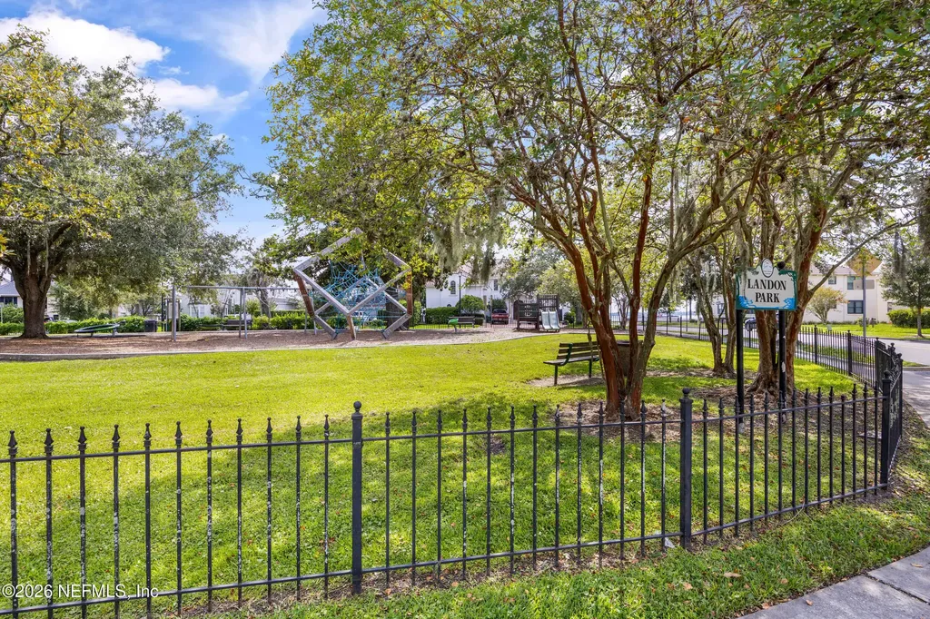 959 Maple Lane Jacksonville FL 32207
