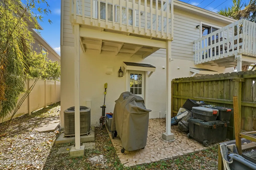 887 & 889 8th Avenue S Jacksonville Beach FL 32250