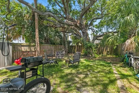 887 & 889 8th Avenue S Jacksonville Beach FL 32250