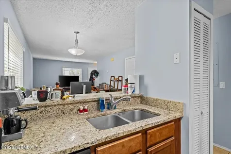 887 & 889 8th Avenue S Jacksonville Beach FL 32250