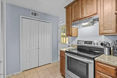 887 & 889 8th Avenue S Jacksonville Beach FL 32250