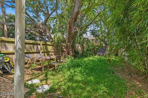 887 & 889 8th Avenue S Jacksonville Beach FL 32250