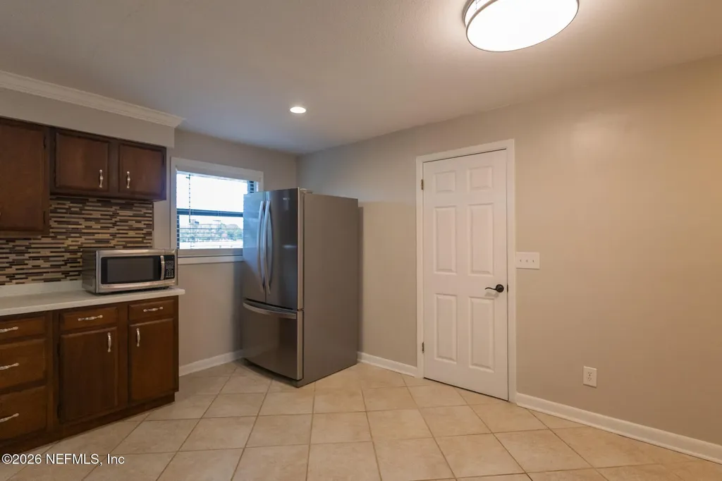 401 Pleasant Street Pomona Park FL 32181