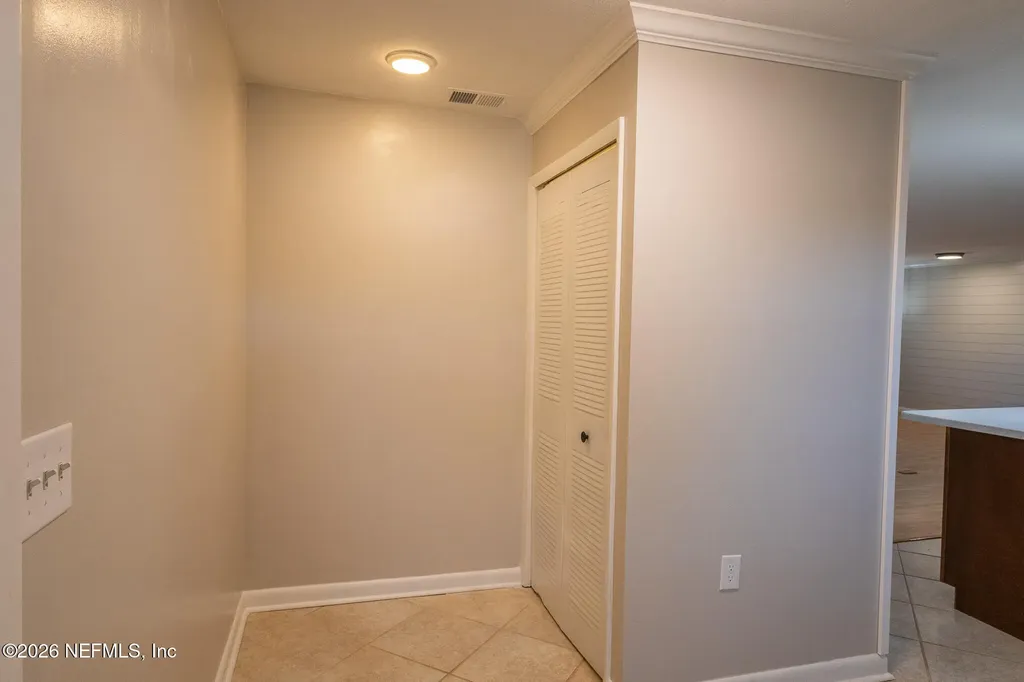 401 Pleasant Street Pomona Park FL 32181