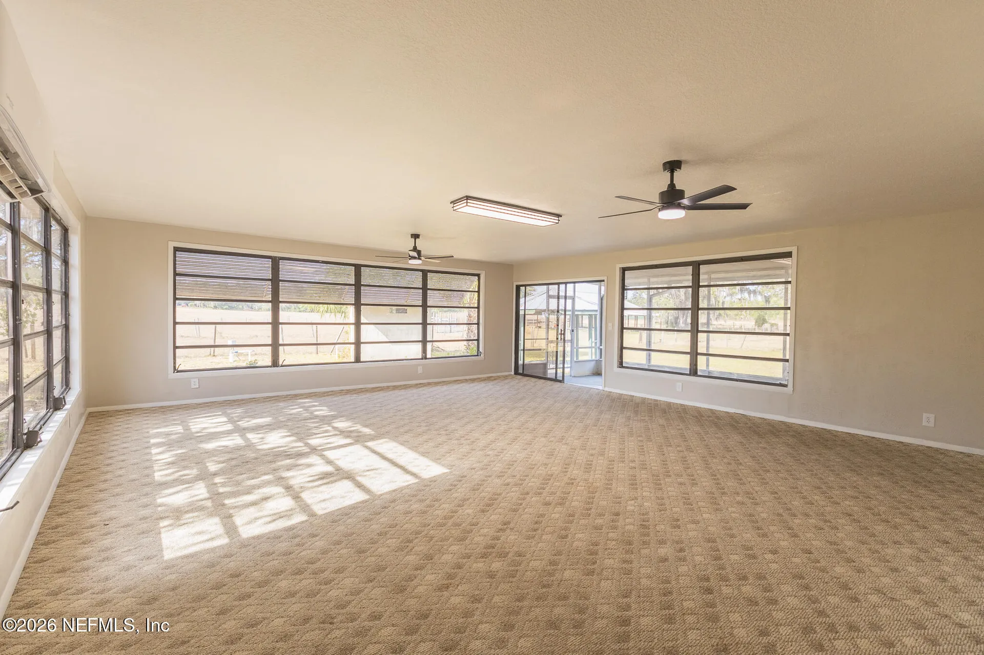 401 Pleasant Street Pomona Park FL 32181