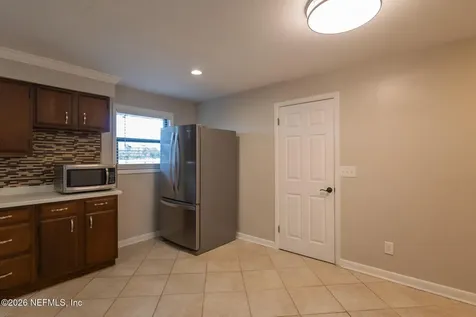 401 Pleasant Street Pomona Park FL 32181