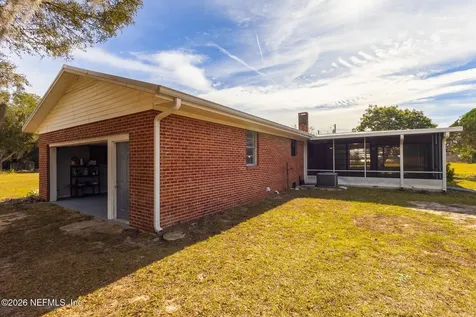 401 Pleasant Street Pomona Park FL 32181