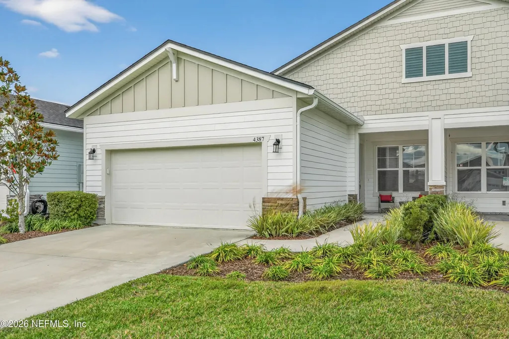 4387 Sun Lily Court Jacksonville FL 32257