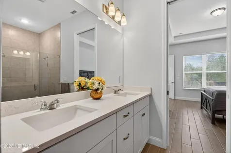 4387 Sun Lily Court Jacksonville FL 32257