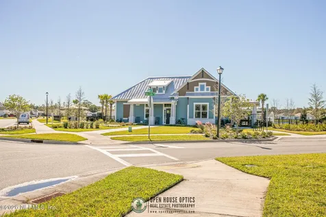 4387 Sun Lily Court Jacksonville FL 32257