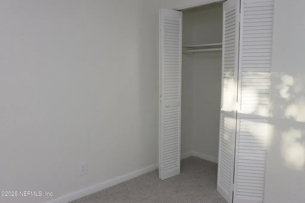 8424 Lincrest Drive W Jacksonville FL 32208