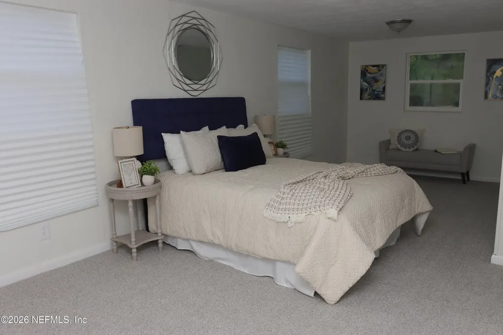 8424 Lincrest Drive W Jacksonville FL 32208