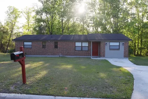 8424 Lincrest Drive W Jacksonville FL 32208