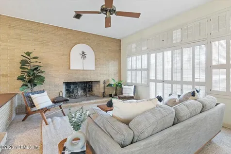 3866 San Bernado Drive Jacksonville FL 32217