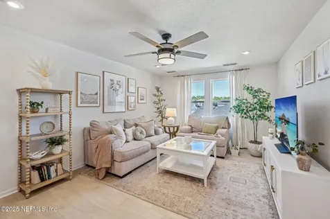 24 Oakhurst Court St. Augustine FL 32092