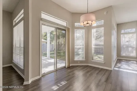 5332 Knightsgate Court Jacksonville FL 32244