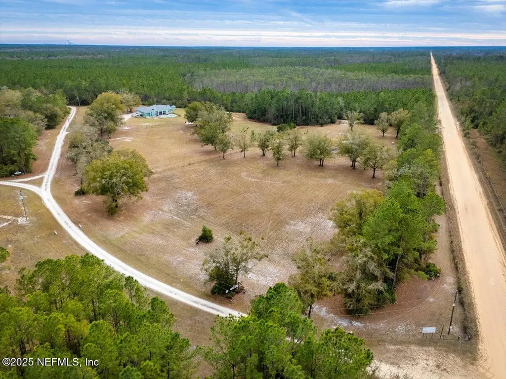 01 Hogarth Road Green Cove Springs FL 32043