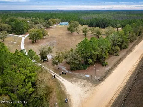 01 Hogarth Road Green Cove Springs FL 32043