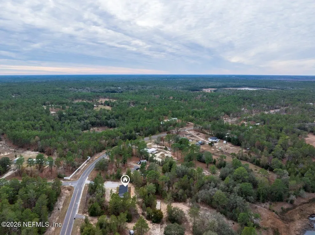 194 Whirlwind Loop Hawthorne FL 32640