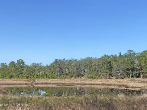 194 Whirlwind Loop Hawthorne FL 32640