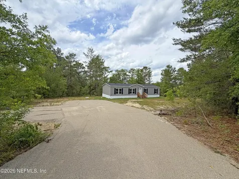 194 Whirlwind Loop Hawthorne FL 32640