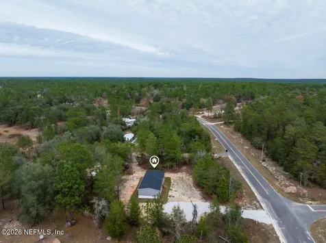 194 Whirlwind Loop Hawthorne FL 32640