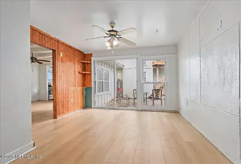 367 7th Street Atlantic Beach FL 32233