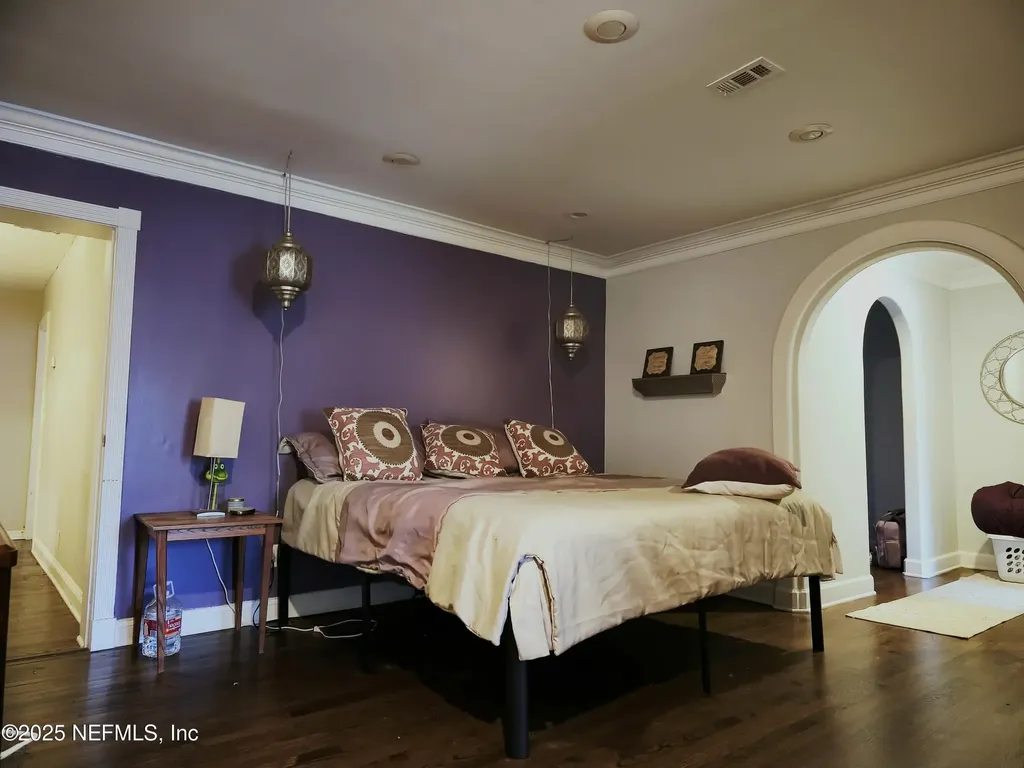 4635 Solandra Circle W Jacksonville FL 32210