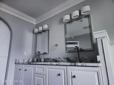 4635 Solandra Circle W Jacksonville FL 32210