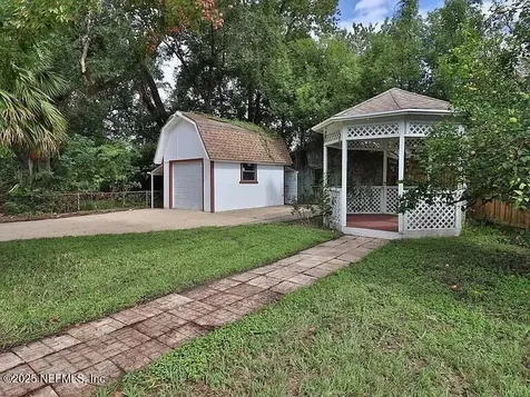 4635 Solandra Circle W Jacksonville FL 32210