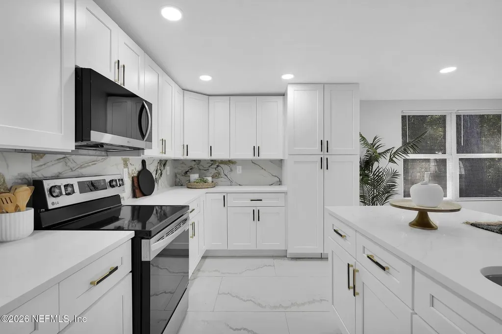 3946 Murrhee Road Green Cove Springs FL 32043