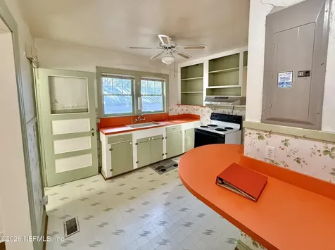 1052 Lark Street Jacksonville FL 32205