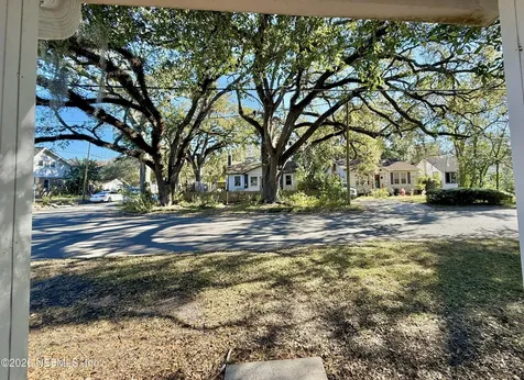 1052 Lark Street Jacksonville FL 32205