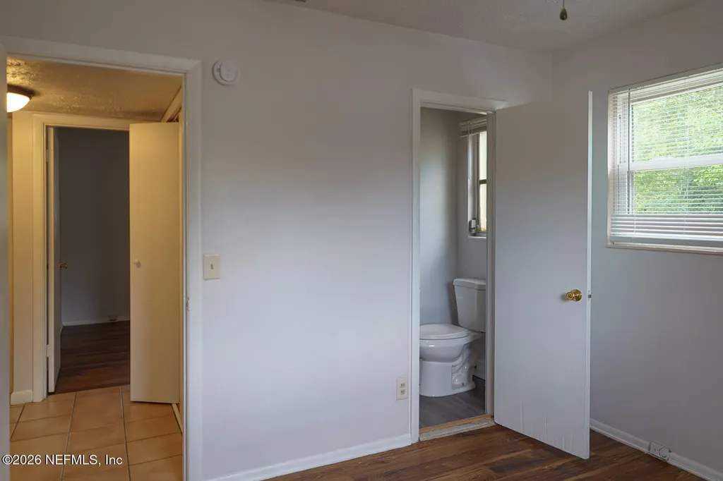 2521 Chris Court Jacksonville FL 32210
