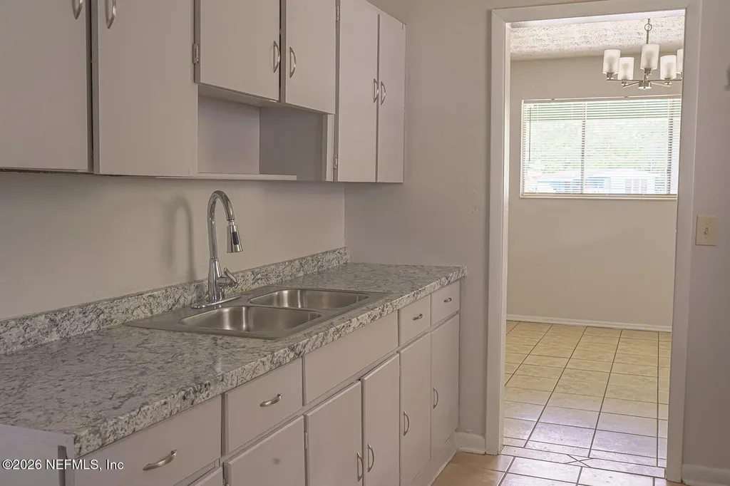 2521 Chris Court Jacksonville FL 32210