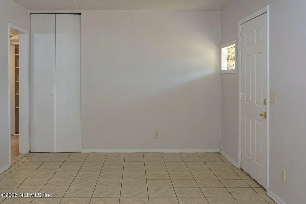 2521 Chris Court Jacksonville FL 32210