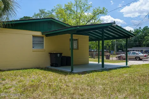2521 Chris Court Jacksonville FL 32210