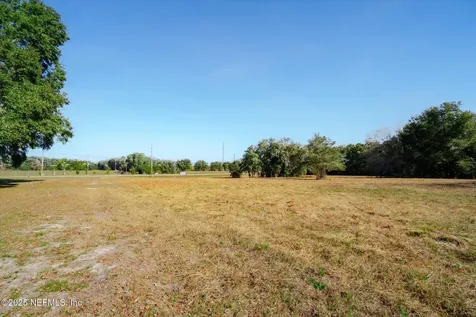 149 State Road 20 Palatka FL 32177