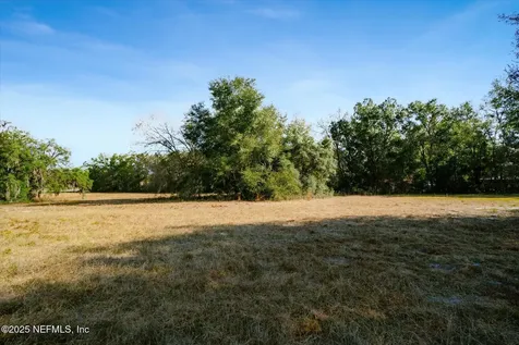 149 State Road 20 Palatka FL 32177