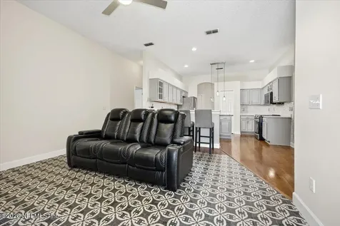 6137 Quiet Country Lane Jacksonville FL 32218