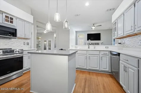 6137 Quiet Country Lane Jacksonville FL 32218